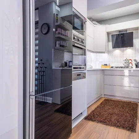 Lara 1+1 Luxury Apartment Antalya