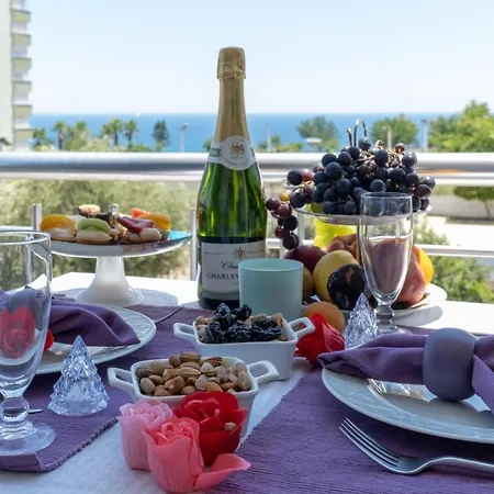 Lara 1+1 Luxury Apartment Antalya